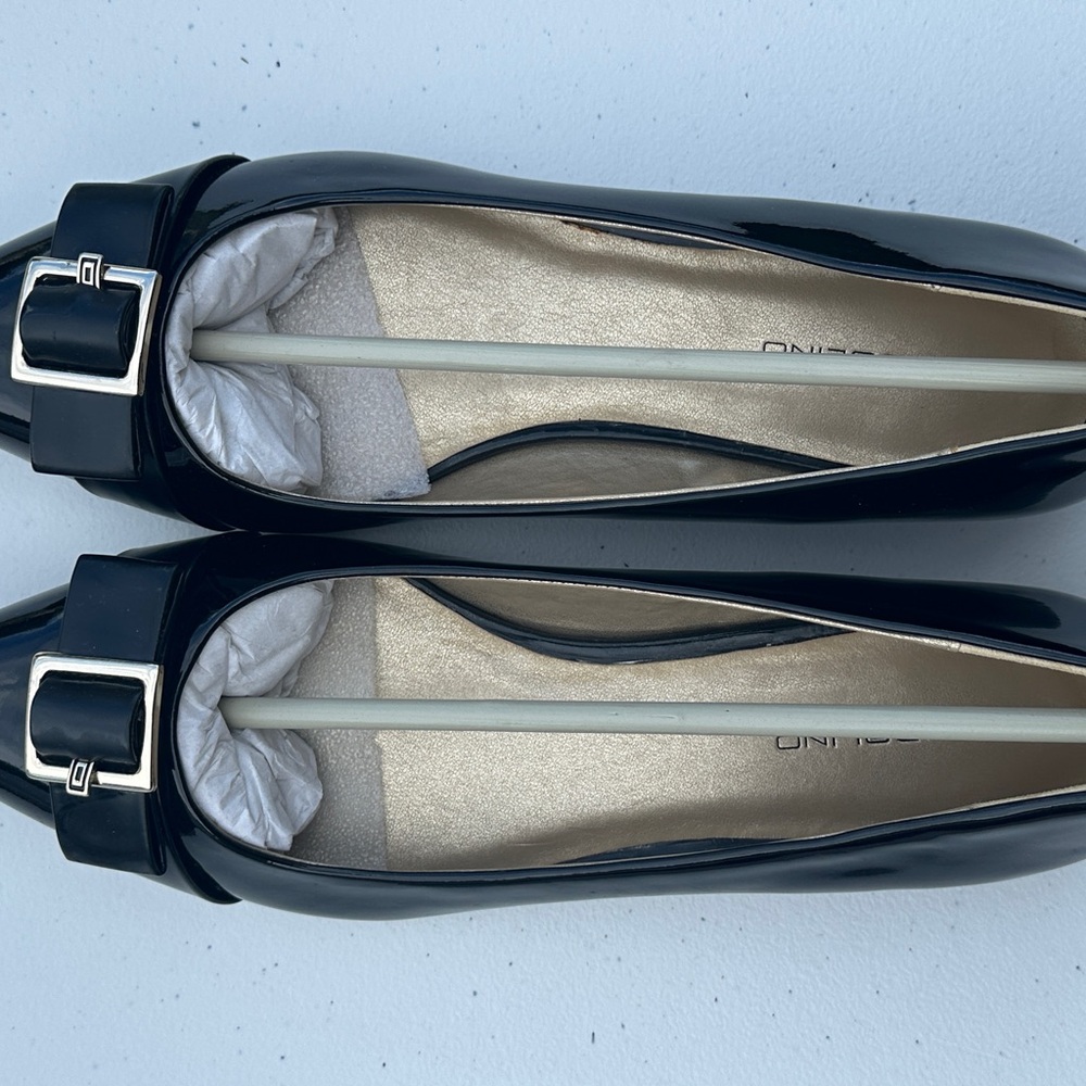 Bandolino Black Patent Ballet Flats with Silver Buckle